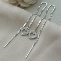 Сережки протяжки срібні з підвіскою сердечком і білими фіанітами на ланцюжку
