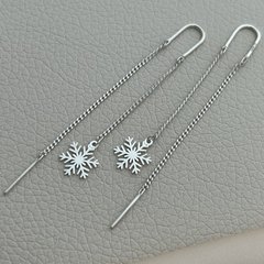 Сережки протяжки срібні з підвіскою сніжинкою на ланцюжку