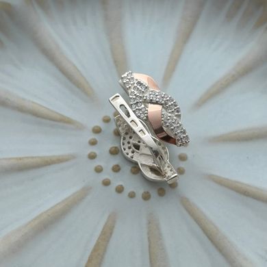 Серебряные серьги с золотыми накладками косичка с белыми фианитами
