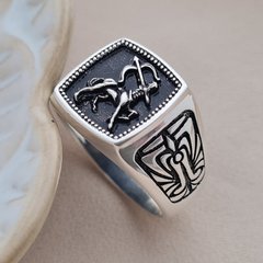 Печатка серебряная мужская Знак зодиака Стрелец массивная с черной эмалью