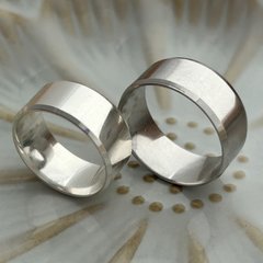 Кольца обручальные серебряные с гладкой поверхностью широкие Американки пара