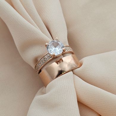 Серебряное кольцо двойное с позолотой и белыми фианитами разного размера
