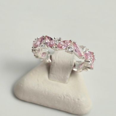 Серебряное кольцо женское с белыми и розовыми фианитами разной формы
