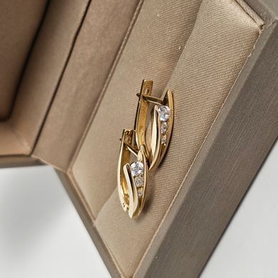 Серьги из золота с тремя белым круглым фианитом разного размера