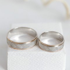 Обручальные кольца серебряные с золотой напайкой и алмазной гранью Меандр пара