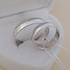 Серебряные обручальные кольца классические с гладкой поверхностью пара