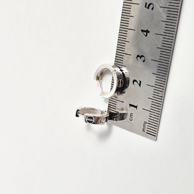 Серьги конго из серебра с цирконами и орнаментом