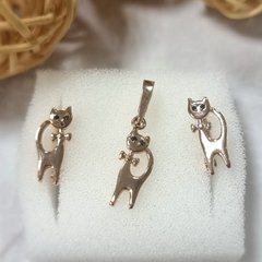 Комплект сережки и кулон золото Семейство Кошек с маленькими черными фианитами
