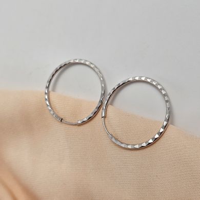 Серьги кольца из серебра с алмазной гранью без камней