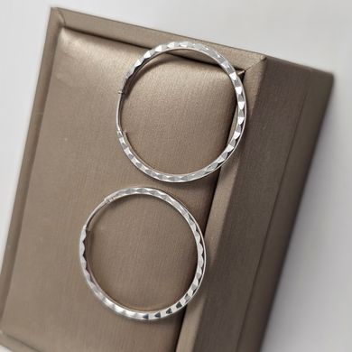 Серьги кольца из серебра с алмазной гранью без камней
